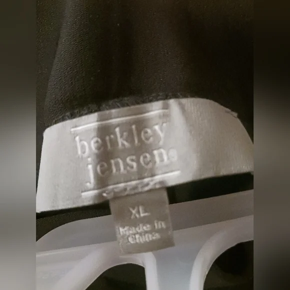 Berkley Jensen women's XL black business casual pants - Picture 3 of 3